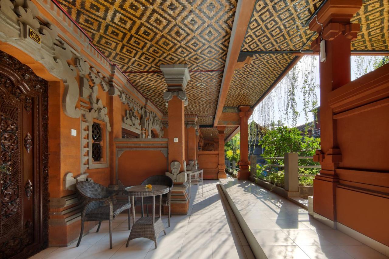 Hotel Lumbung Sari Legian Esterno foto